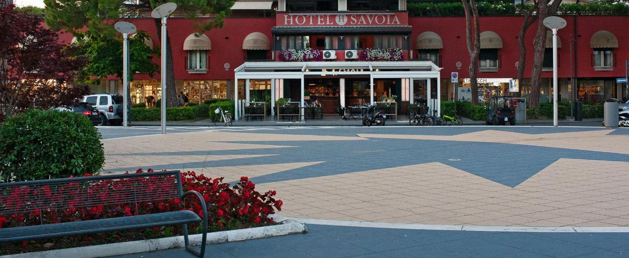 莎沃依雅酒店 利尼亚诺萨比亚多罗 外观 照片